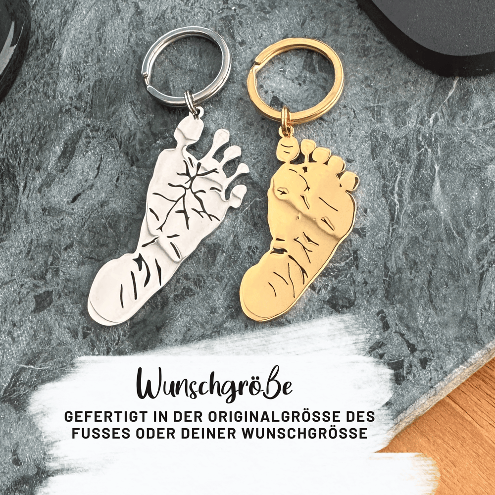 Fußabdruck-Schlüsselanhänger in Originalgröße – Beispiel, originalgetreu als filigraner Anhänger